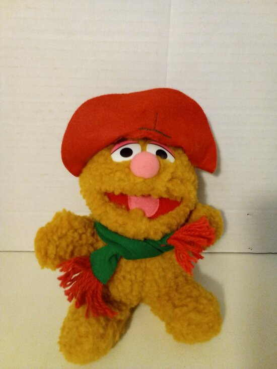 Vintage 1987 Muppet Babies Fozzie Bear Christmas Plush 9" - Picture 1 of 10